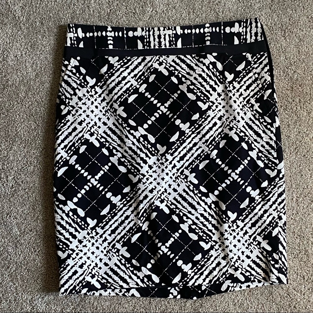 The Limited Pencil Skirt